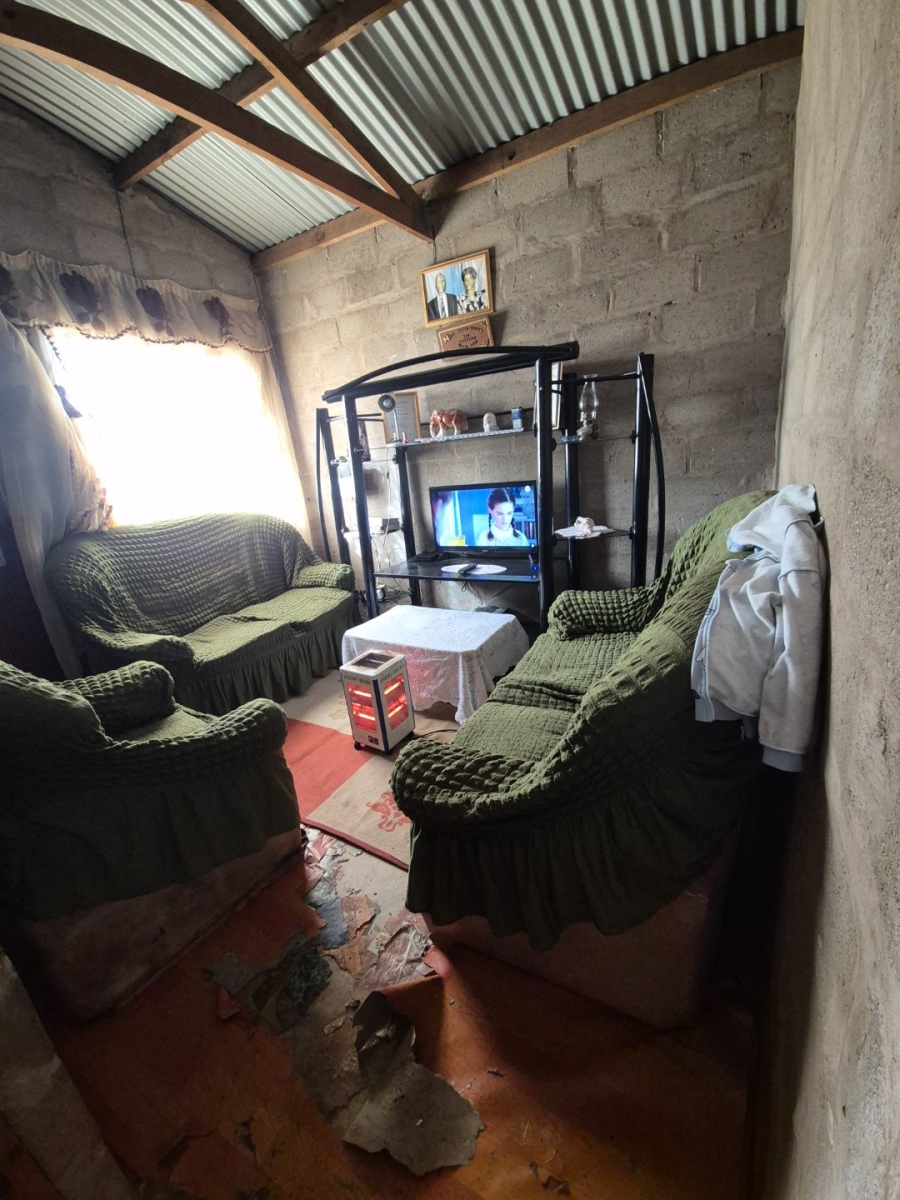 2 Bedroom Property for Sale in Kwazakhele Eastern Cape